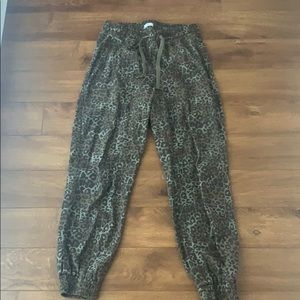TNA Camo Joggers Size M